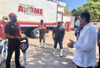 Entrega alcalde de Ahome camión al rastro municipal