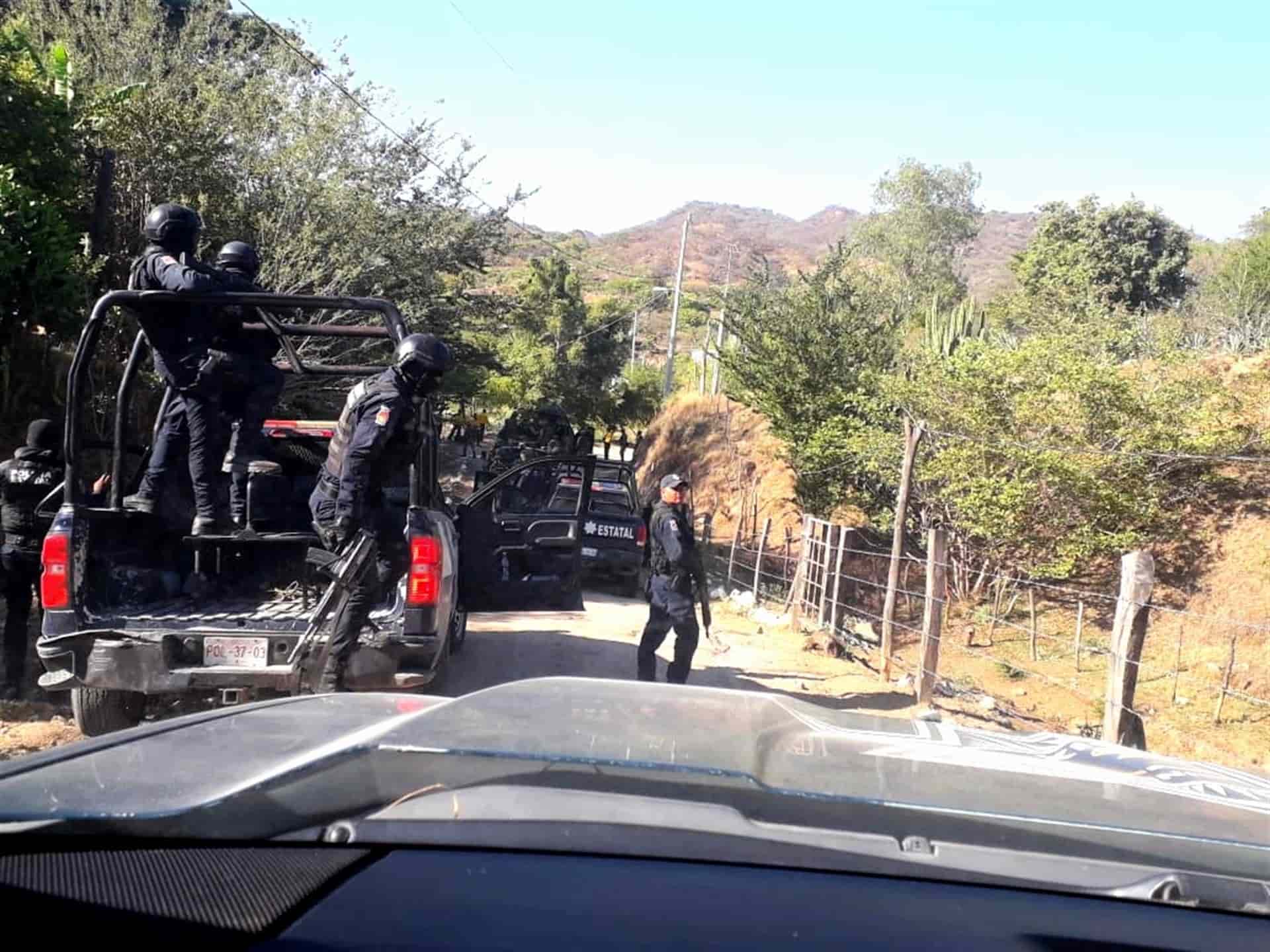 Reportan casas quemadas y desalojados en Choix