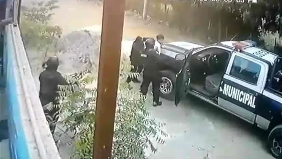Señalan presunta agresión de policías en Mazatlán