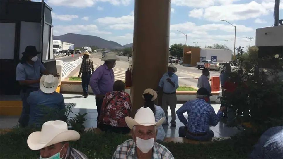 Trigueros toman de nuevo la caseta de San Miguel