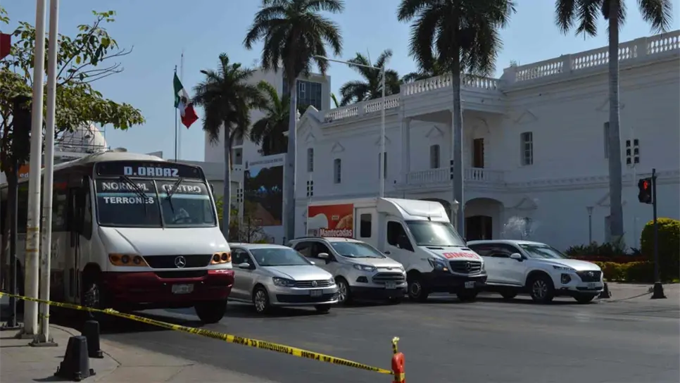 Empleados del Ayuntamiento vuelven a sus labores entre el miedo y angustia