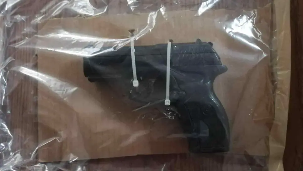 Detienen a pareja por robo de vehículo en Mazatlán