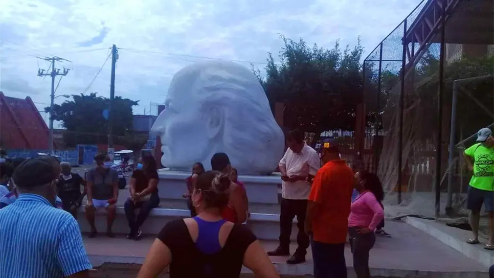 Exigen tianguistas de Mazatlán los dejen trabajar