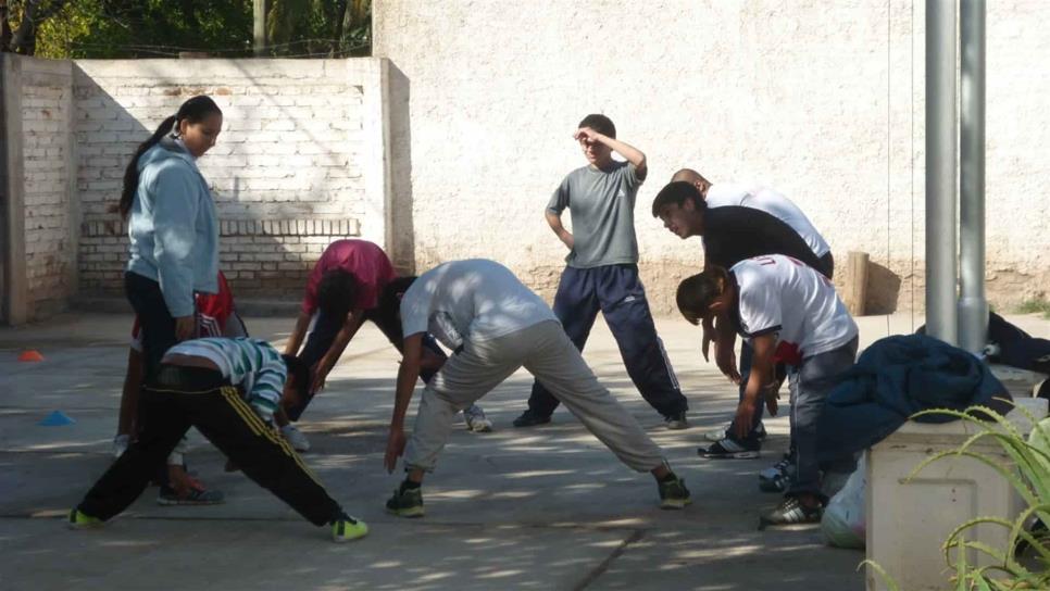 Denuncian irregularidades en asignación de plazas a docentes de Educación Física