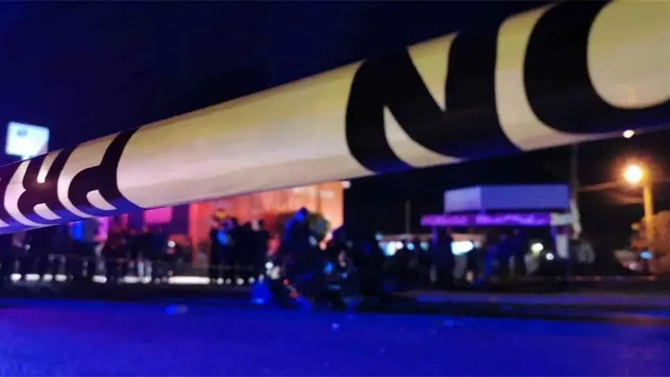 Choque de motocicletas y auto deja dos muertos y un herido al sur de Culiacán