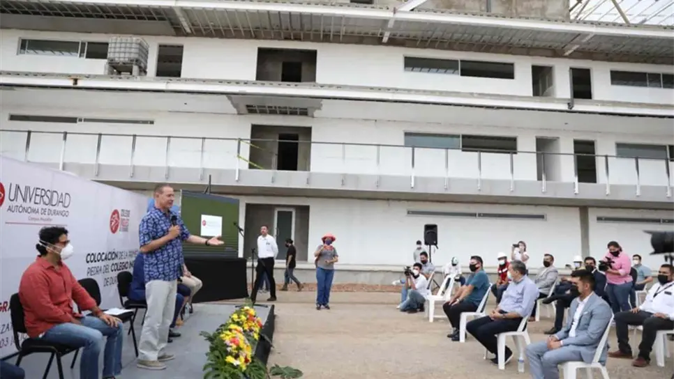 Anuncia Quirino la construcción de un malecón en El Infiernillo