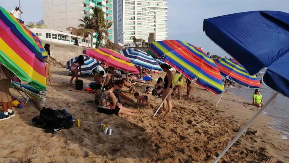 Buscan evitar saturación en zona de playas y malecón, en Mazatlán