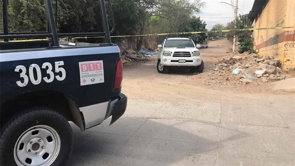 Encuentran hombre asesinado al sur de Culiacán