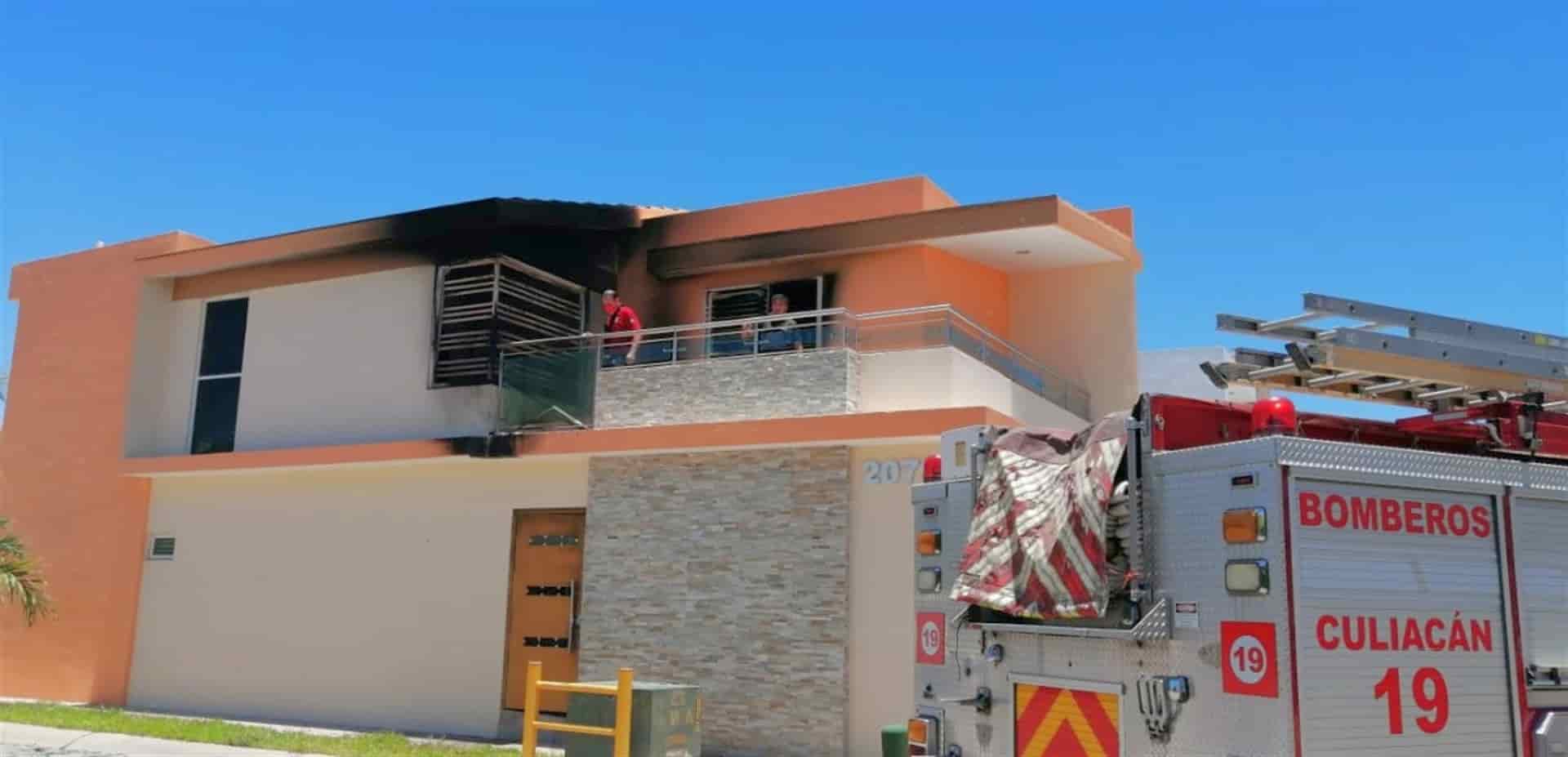 Civiles armados disparan contra vivienda y le encienden fuego en Culiacán