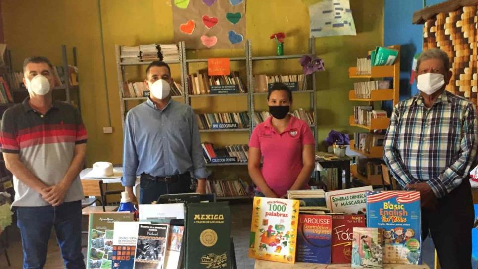 Arranca programa de donación de libros a bibliotecas en El Fuerte