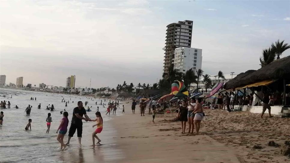 Rebrote de Covid-19, latente si la población no se cuida en Semana Santa: médico internista