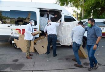 Entregan cama especial para persona con discapacidad, en la Santa Alicia