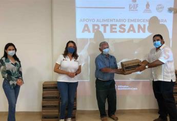 Entregan apoyo alimentario emergente a artesanos de Escuinapa