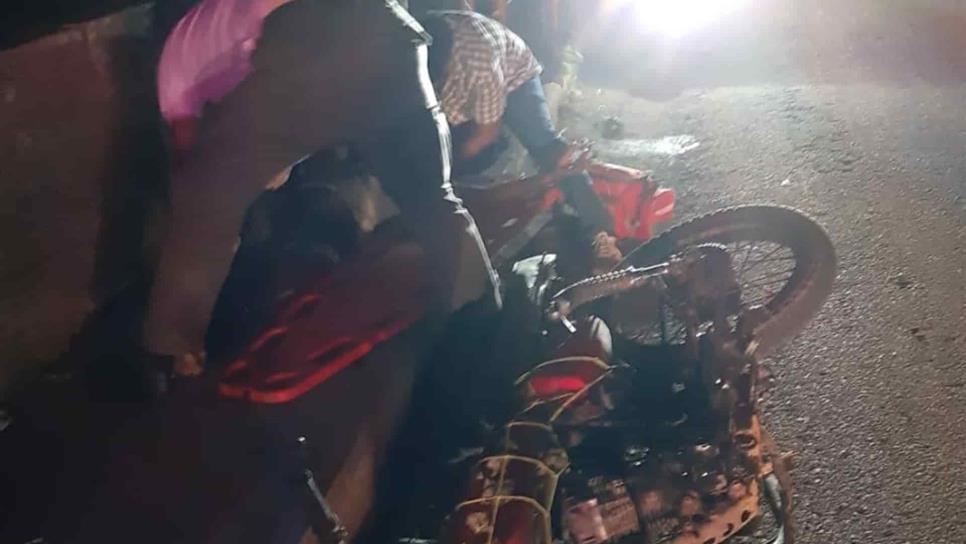 Dos jóvenes lesionados tras ser embestidos en Cohuibampo, Ahome