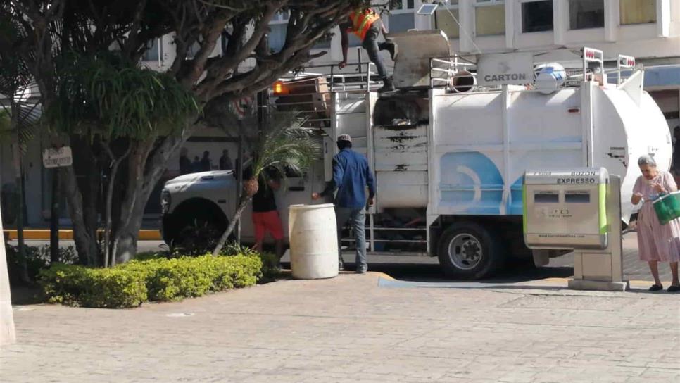 Ciudadanos se resisten a dejar de usar bolsas de plástico