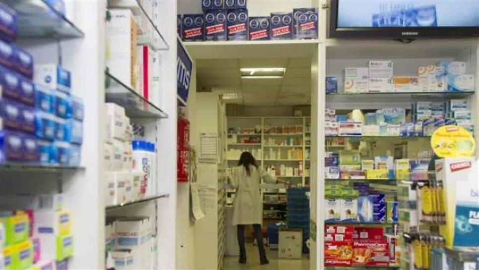 Revendedores escasean medicamentos contra Covid en cinco farmacias de Culiacán