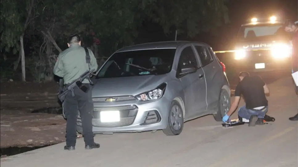 Asesinan con cuerno de chivo a dos hombres al sur de Culiacán