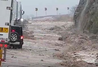 Inundaciones y severos daños deja tormenta tropical Hanna en Monterrey