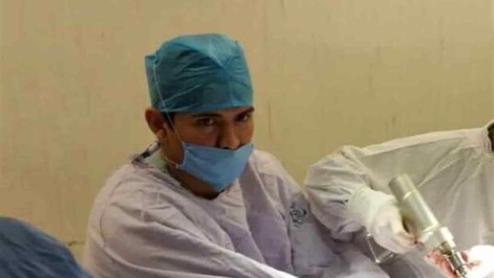 El Covid le arrebata la vida al doctor Ernesto Leyva en Culiacán