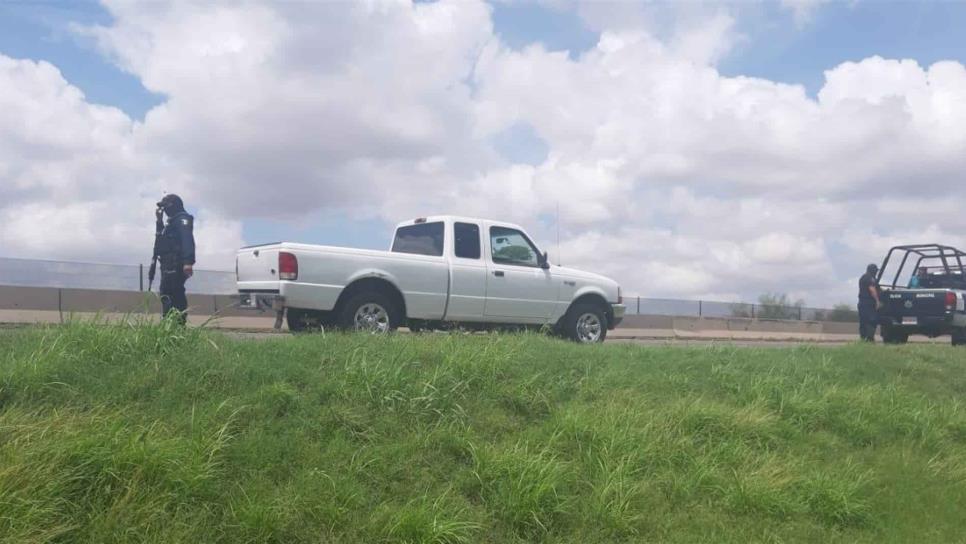 Sujetos roban trailer con acero y secuestran a chofer; los detienen en la México 15