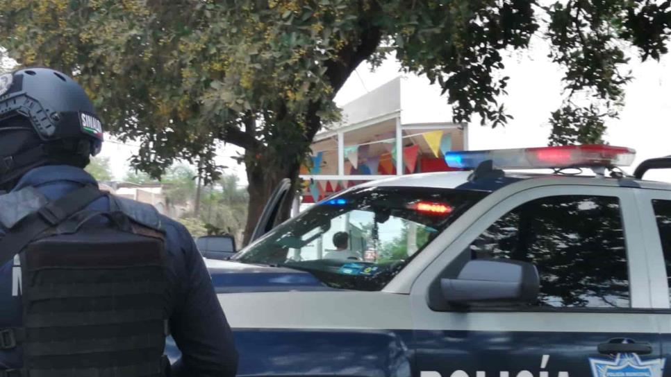 Policía se encuentra 10 mil pesos en cajero y lo regresa al banco