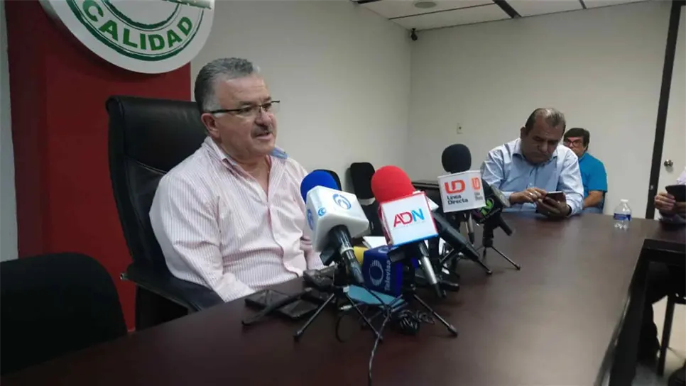 Manuel Tárriba Urtusuástegui.