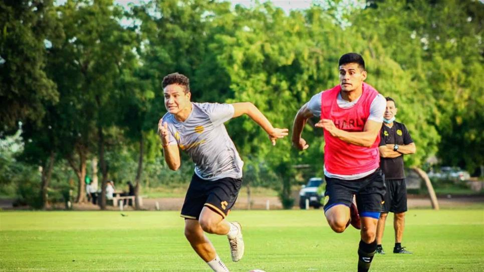 Luis Felipe Félix, orgulloso de defender el escudo de Dorados