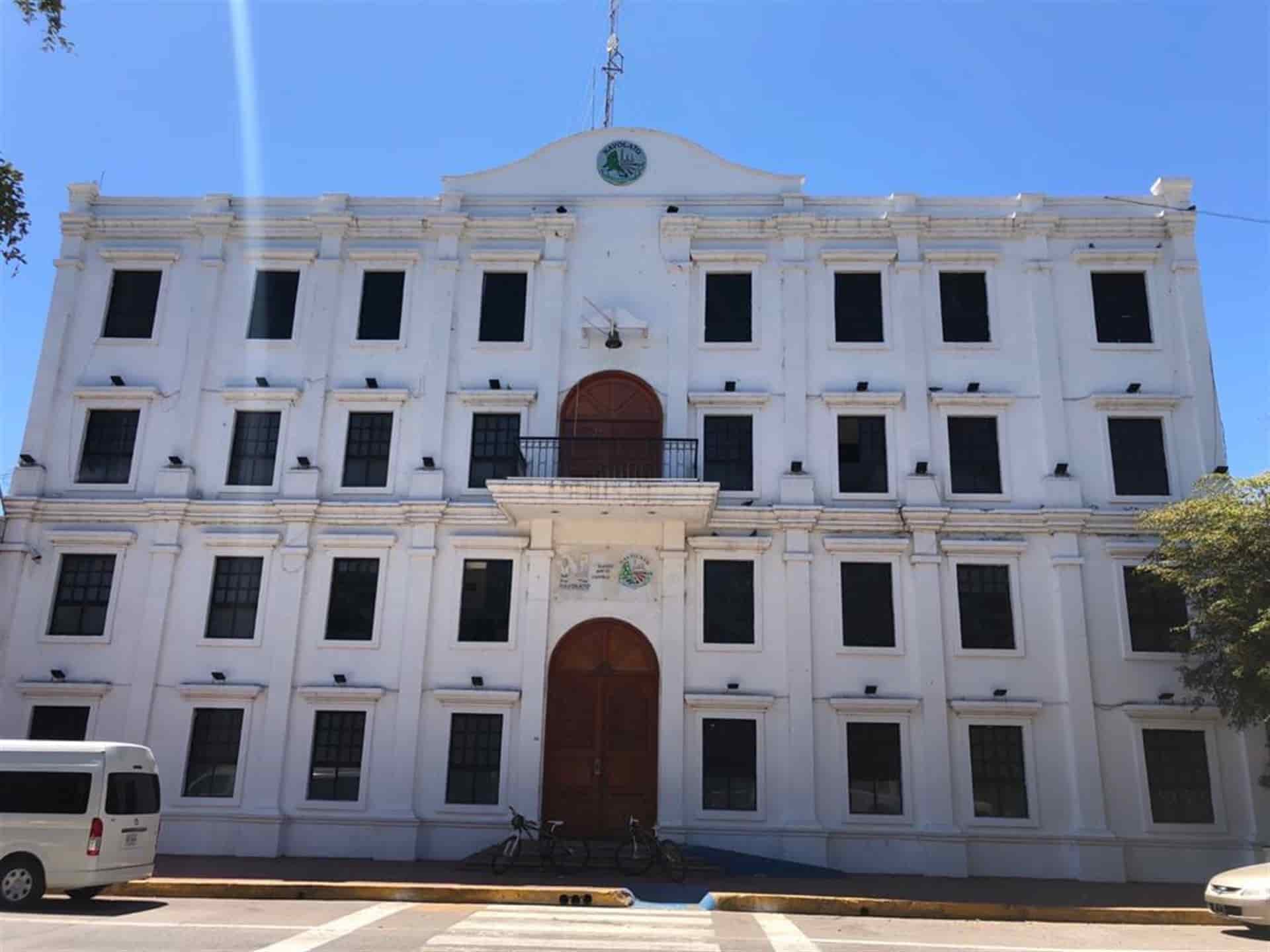 Navolato, municipio que más ha perdido funcionarios públicos por Covid-19