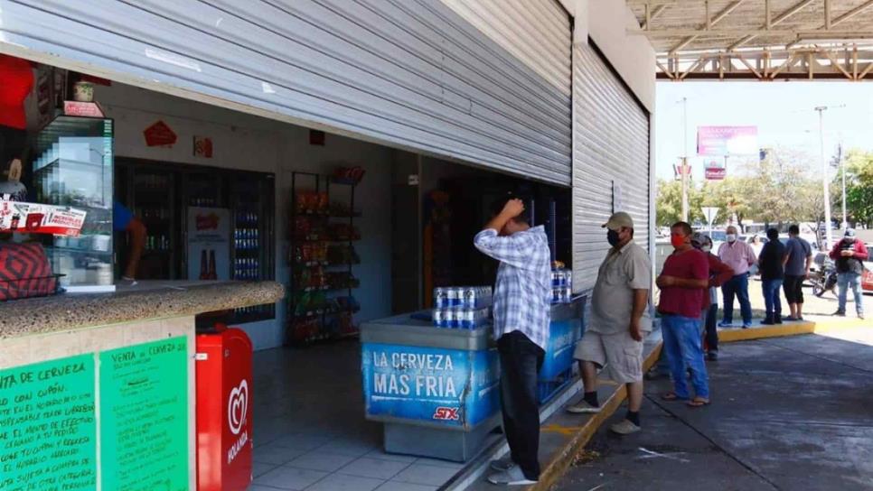 Por temor, expendios de Sinaloa cierran más temprano: Gómez Flores