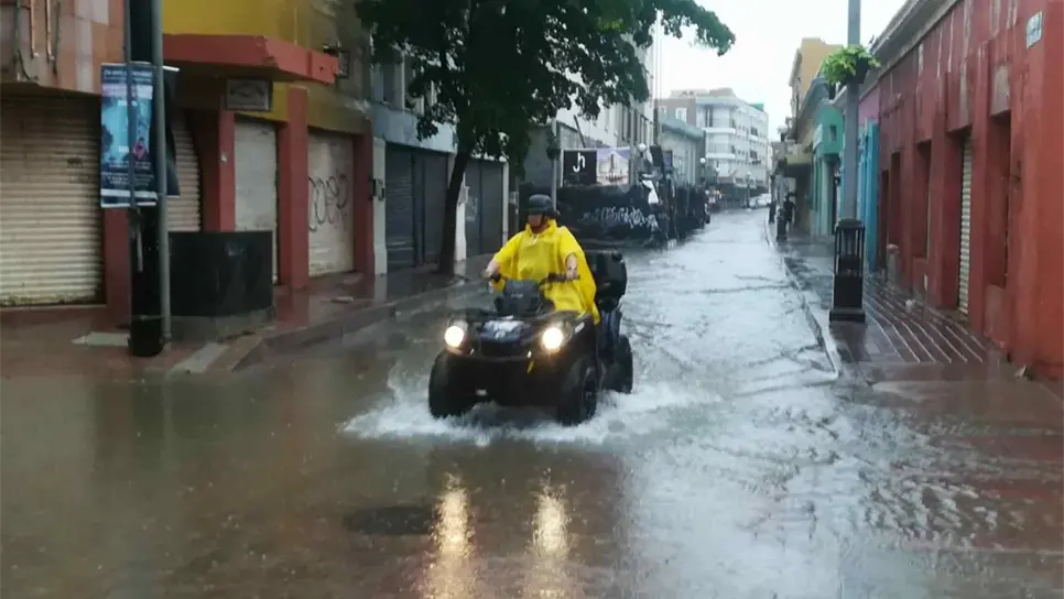 Exhorta Tránsito Mazatlán respetar límite de velocidad y cierre de calles por lluvias