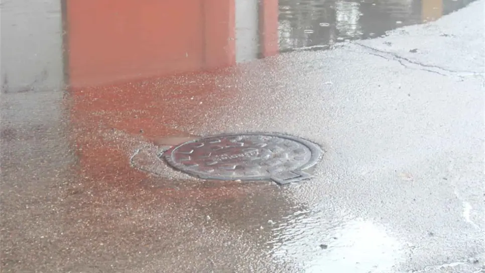Llama JUMAPAM a no abrir alcantarillas ante lluvias