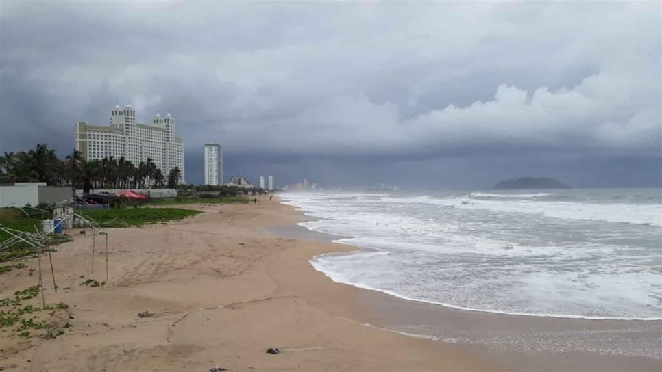 Mantiene Capitanía cerrado el puerto a la navegación marítima en Mazatlán