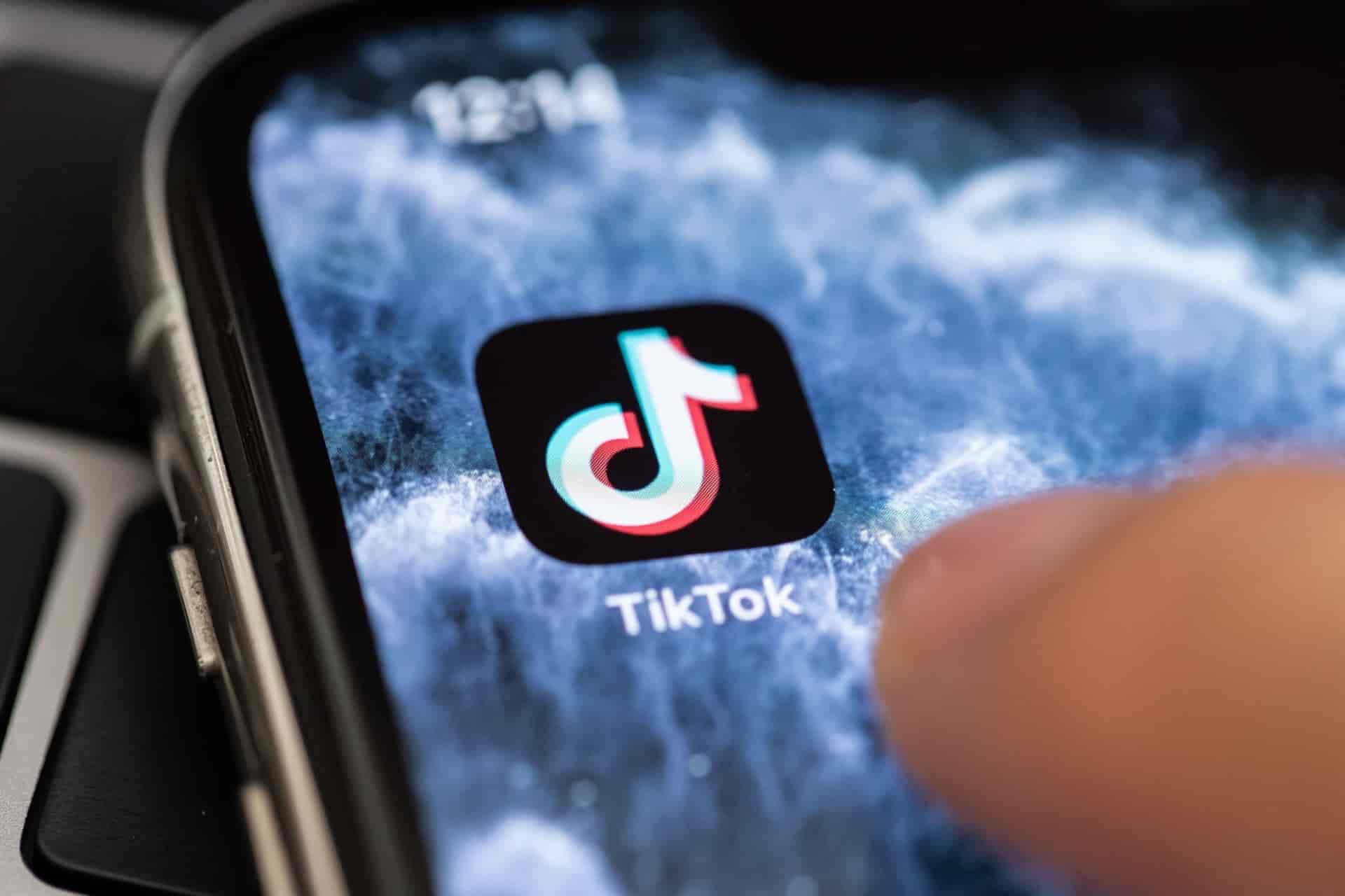 La empresa TikTok, de propiedad china, ha sido acusada de ser un riesgo para la seguridad nacional de Estados Unidos por la administración Trump. EFE/Hayoung Jeon/Archivo