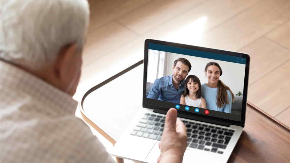 Por sus consejos y apapachos, recuerdan a sus abuelos con cariño