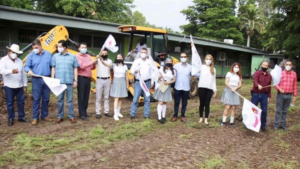 Autoridades de Cobaes y El Fuerte dan banderazo de ampliación del plantel 43