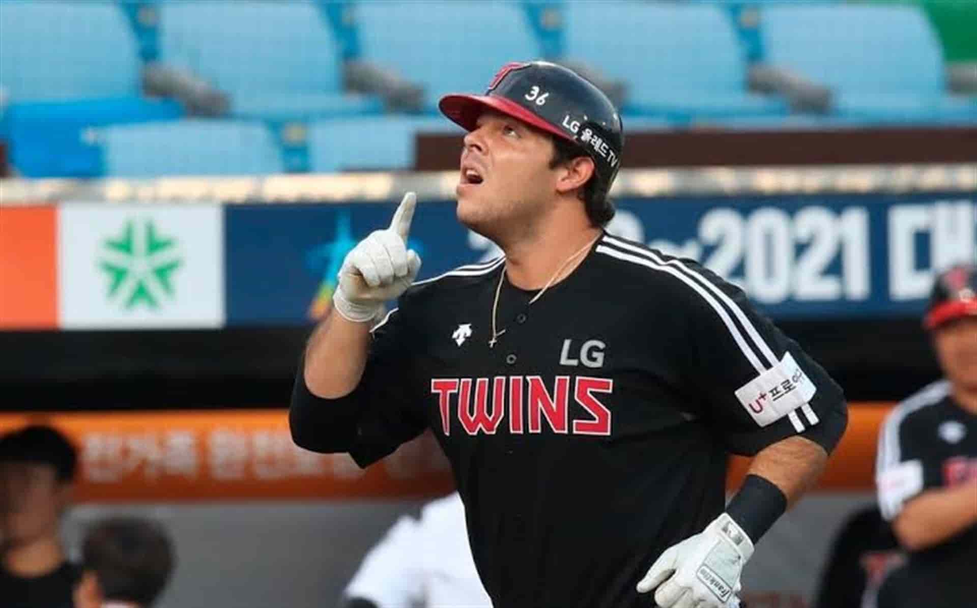 Ramos supera el récord de cuadrangulares para un mexicano en Corea