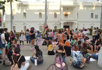 Tras manifestación en Palacio Municipal de Culiacán, activistas logran acuerdos