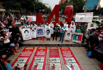 Expolicía imputado en caso Ayotzinapa se entrega a la justicia mexicana