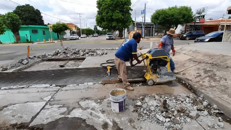 Dificulta el Ayuntamiento de Guasave por aparecimiento de más baches