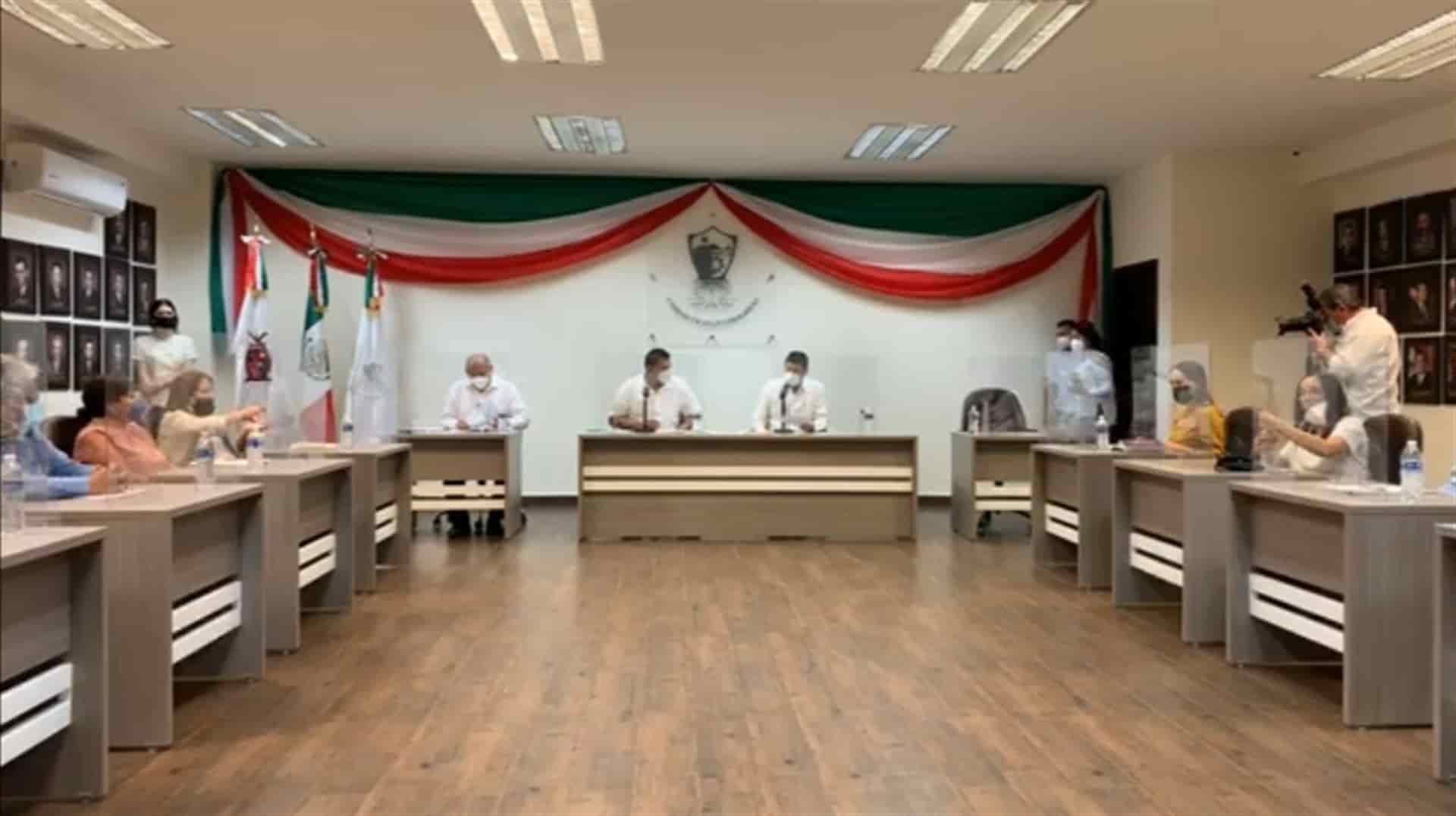 Aprueba que Pavel Castro siga como titular del Órgano Interno de Control de Ahome