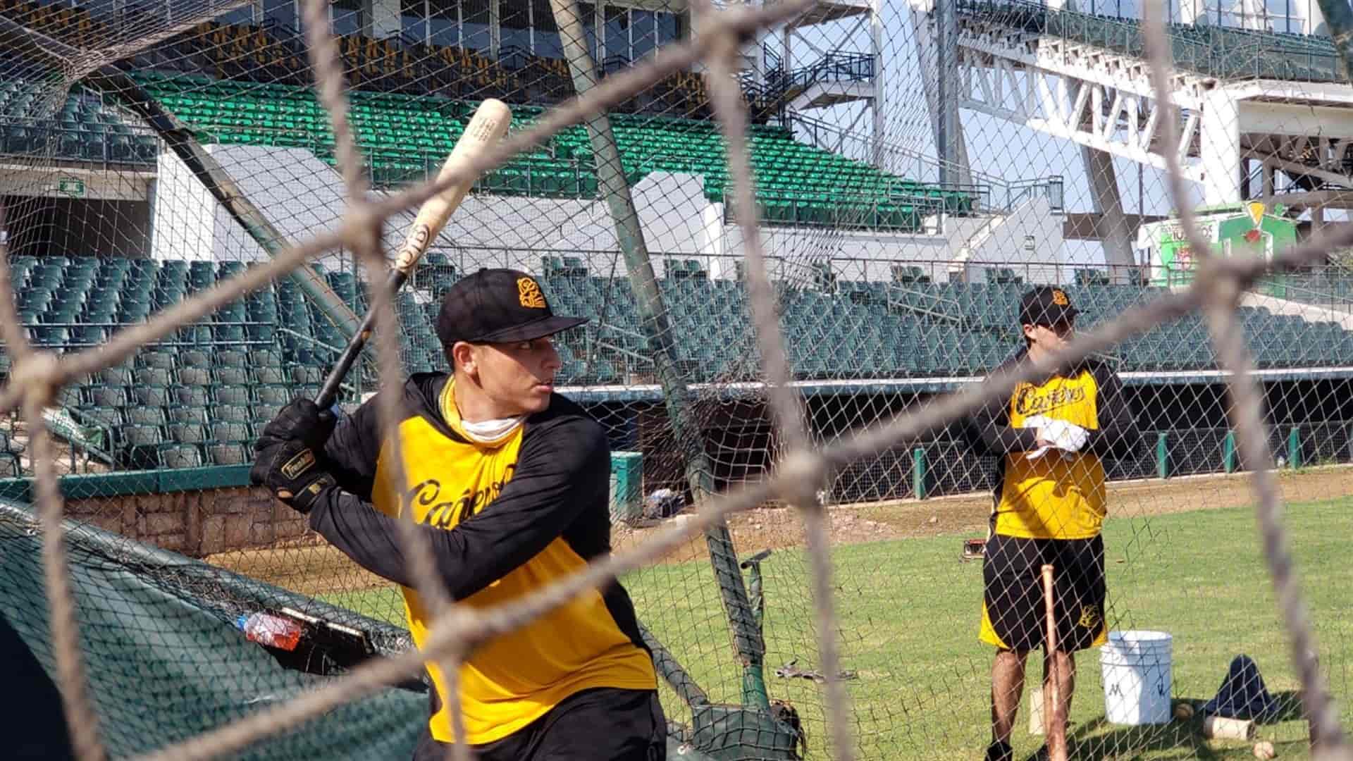 La escuadra verde entrena en el estadio Emilio Ibarra. FOTO: Club Cañeros.