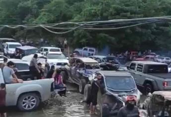 Balazos al aire y razers arriba de la plazuela en el Cosalazo, critica el PAN
