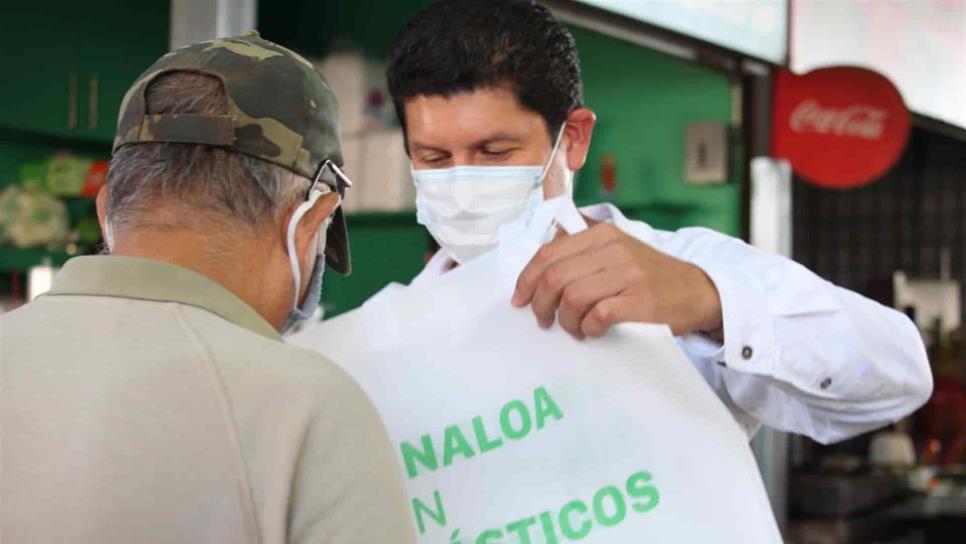 Multa de $900 mil a comercios que entreguen bolsas de plástico