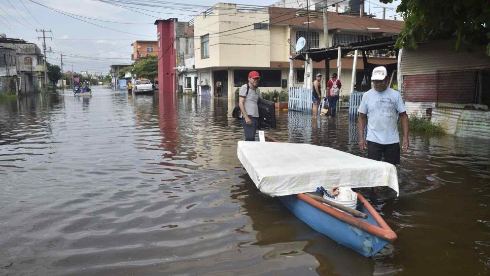 El ojo del huracán Delta toca tierra en México