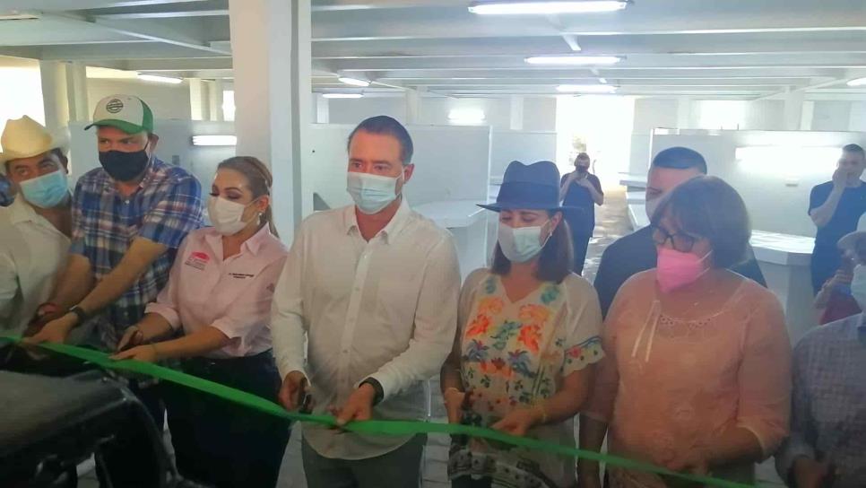 Inaugura Quirino Ordaz el mercado Centenario tras modelación en El Fuerte