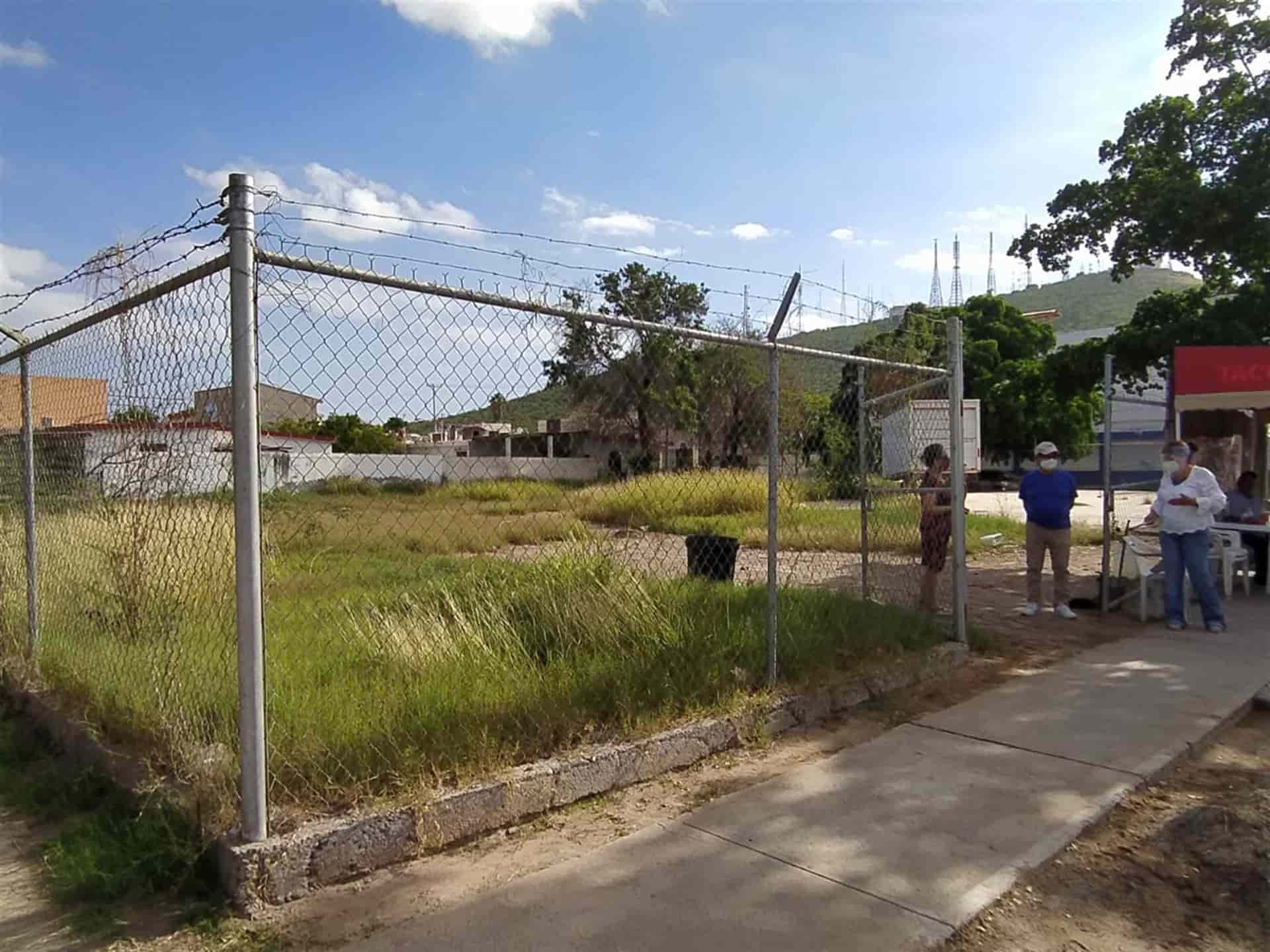 Vecinos de la Magisterial piden la limpieza de terrenos
