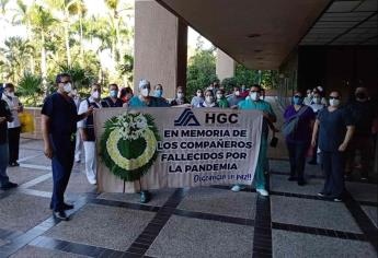 Personal de salud regresa a Palacio de Gobierno para exigir bono Covid