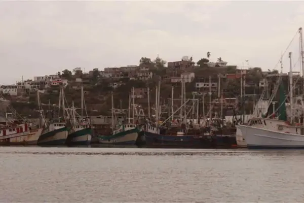 Cierran a la navegación el puerto de Topolobampo