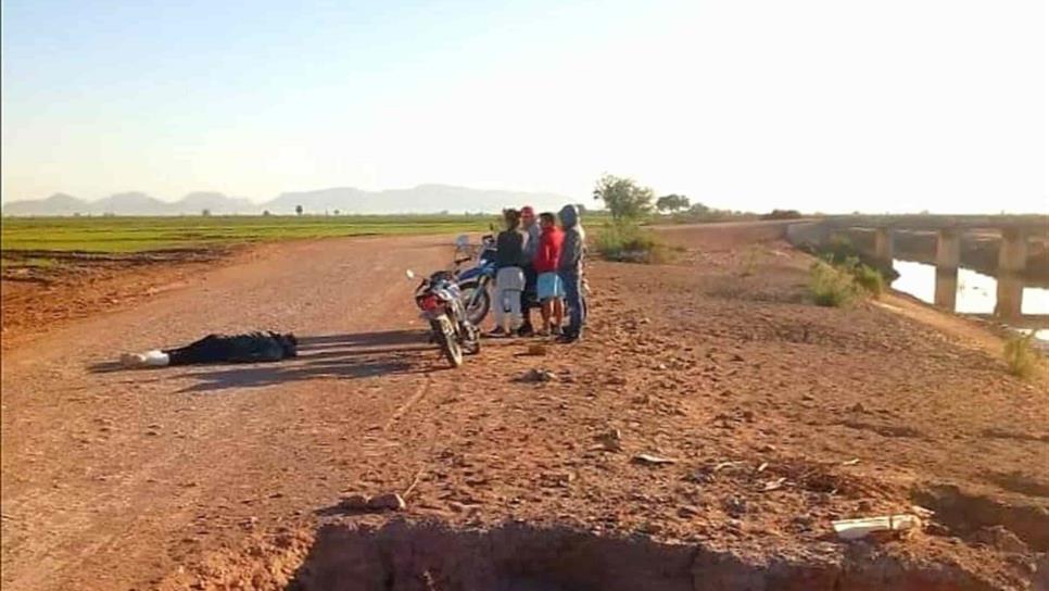 Trabajador de una granja cae a un socavón Trabajador de una granja cae a un socavón
