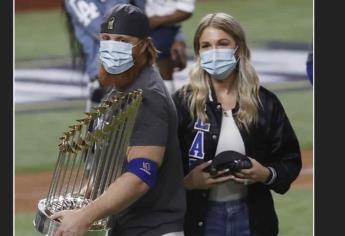 Las Grandes Ligas investigan a Turner por festejar enfermo de coronavirus